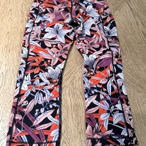 Lululemon Women's Wunder Under High Rise Crop Yoga Leggings, Lush Lillies Size 4
